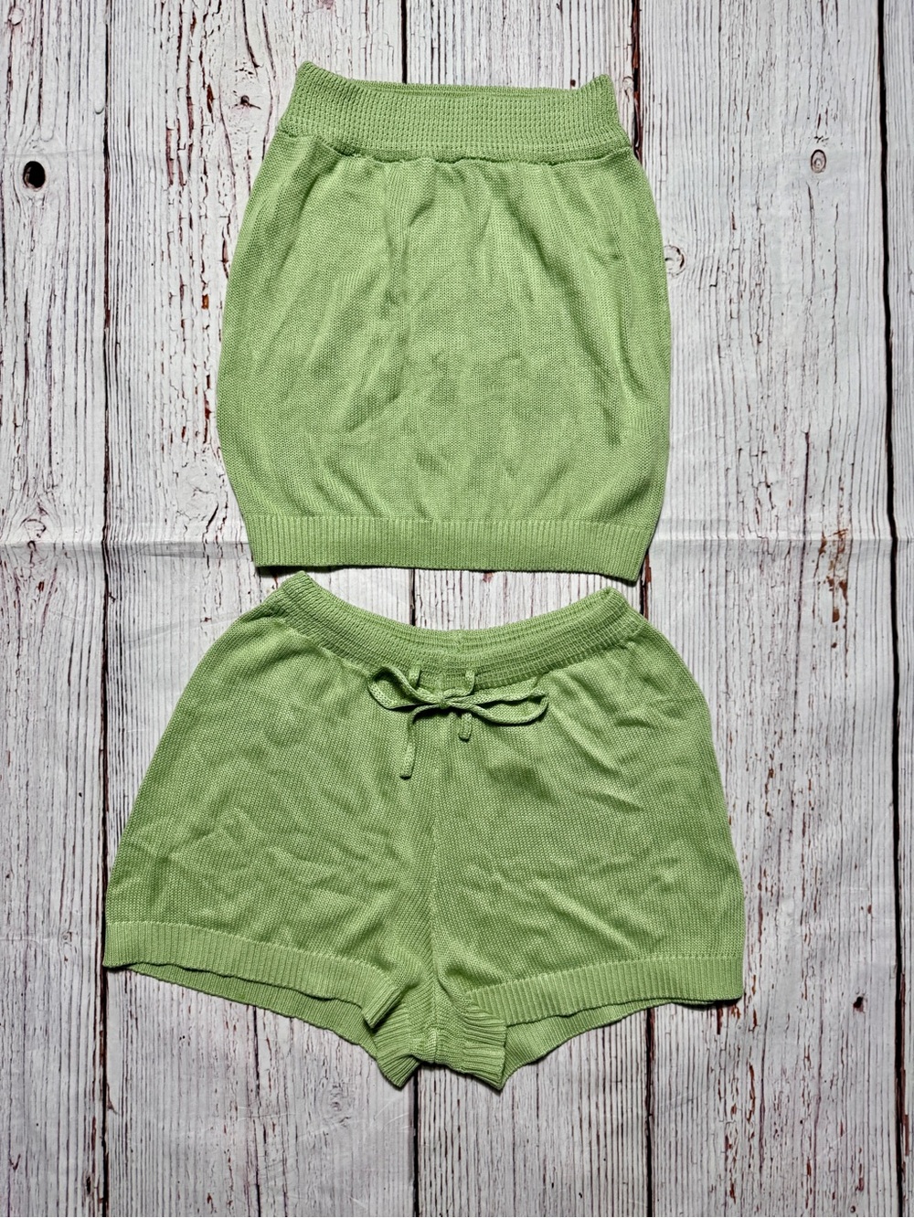 Amazon Green Knit Crop Top and Drawstring Shorts Set Small